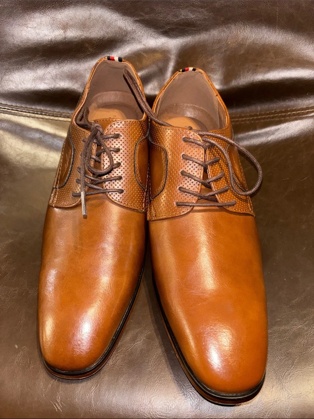 Tommy Hilfiger Men's Classic Leather Oxford Dress Shoes